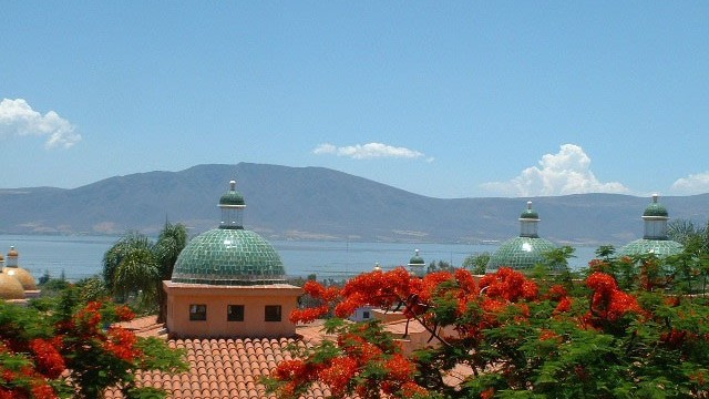 Lake Chapala Seasons and Temperatures